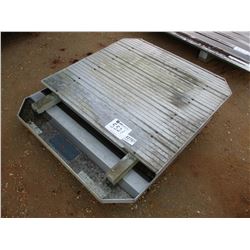 (2) ALUMINUM HEADACHE RACK FIT FLAT BED TRAILER (A-2)