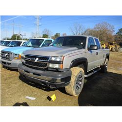 2007 CHEVROLET 1500 PICKUP, VIN/SN:1GCEK19ZX7Z154891 - 4X4, EXT CAB, GAS ENGINE, A/T, ODOMETER READI