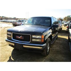 1999 GMC SUBURBAN SLT VIN/SN:3GKFK16RXXG518353 - 4X4, GAS ENGINE, A/T, ODOMETER READING 331,100 MILE