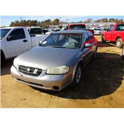 2000 NISSAN MAXIMA VIN/SN:JN1CA31D3YT718345 - GAS ENGINE, A/T, ODOMETER READING 314,807 MILES