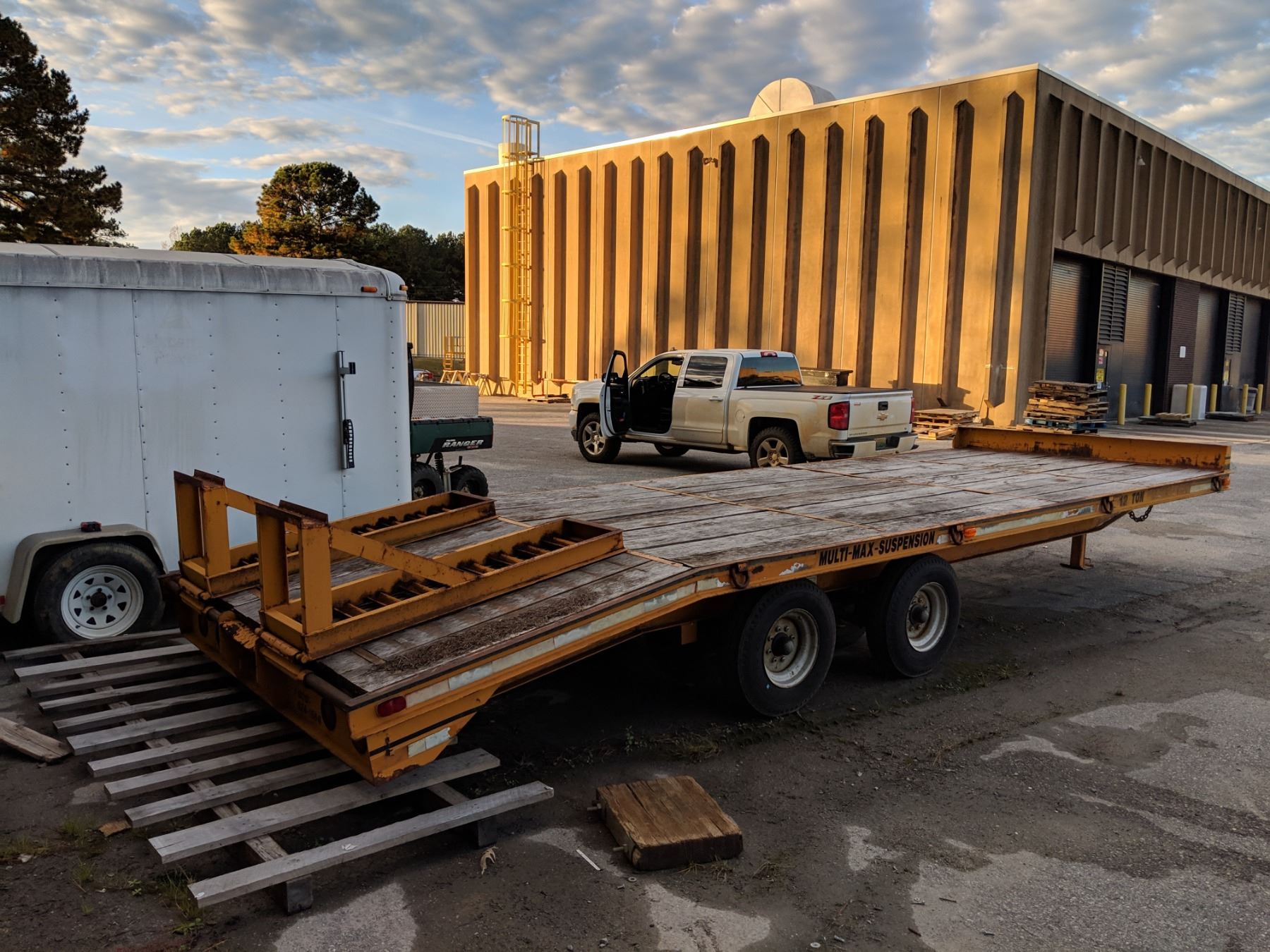 1996 ECONOLINE BACKHOE PRO TAG TRAILER, VIN/SN:42EDPHE41T1000635 - T/A ...