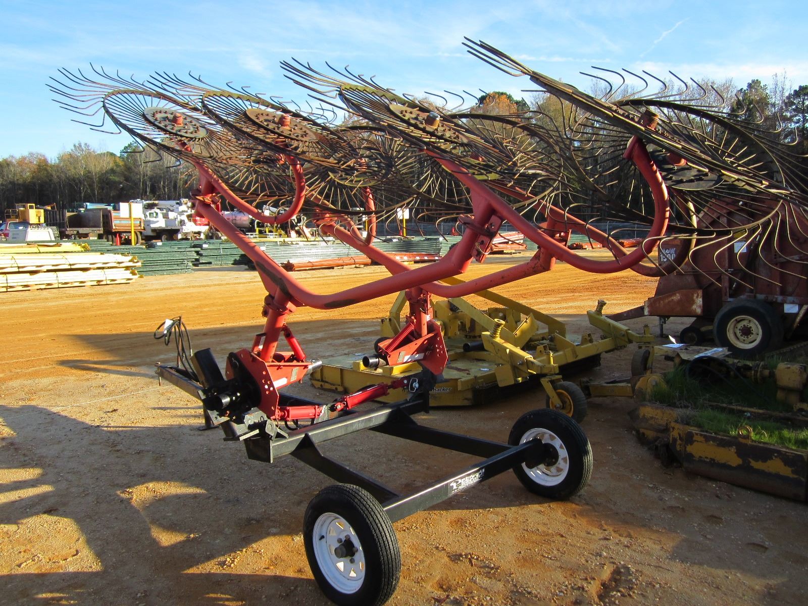 PEERLESS HAY RACK (C2)