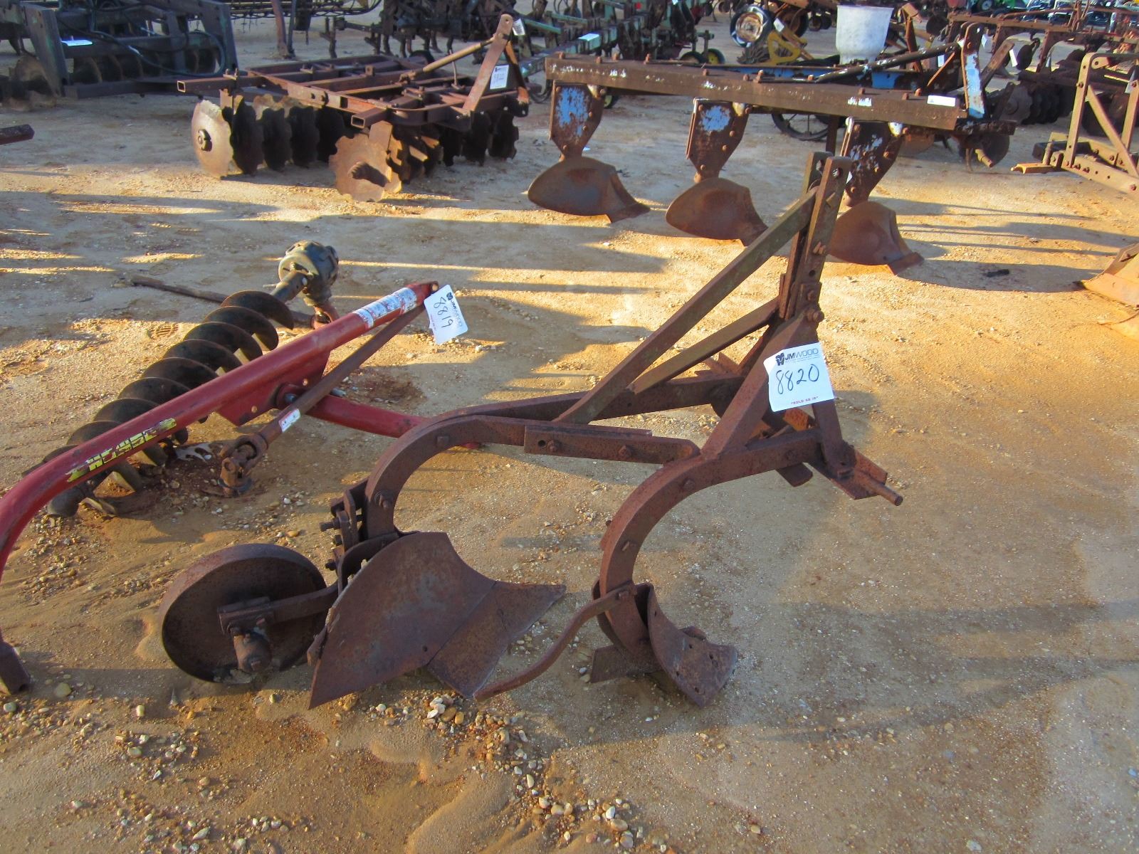 2 ROW BOTTOM PLOW (C3)