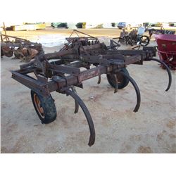 TOWABLE CHISEL PLOW (C-3)