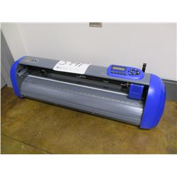 TITAN 28" VINYL CUTTER WITH CLAM SHELL 15" X 15" HEAT PRESS, DIMENSIONS: 38" X 13" X 17" WEIGHT: 60L