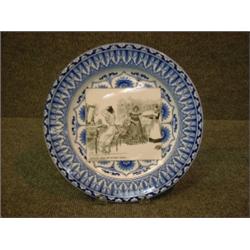 Une assiette en porcelaine de Royal Doulton de la série "Gibson Girls": "A message from the outsi...