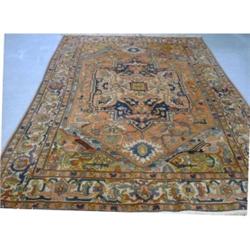 Un tapis possiblement du nord-ouest de la Perse, vers 1920....