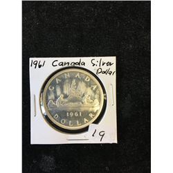 1961 CANADA SILVER DOLLAR!