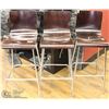 Image 1 : LOT OF 3 BAR STOOLS