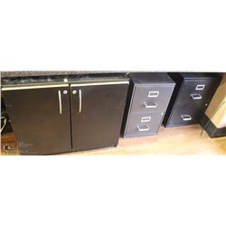 PAIR OF 2 DRAWER FILING CABINETS & A 2 DOOR