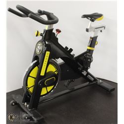MATRIX LIVESTRONG SPIN BIKE