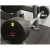 Image 1 : 110 LB CURL BAR