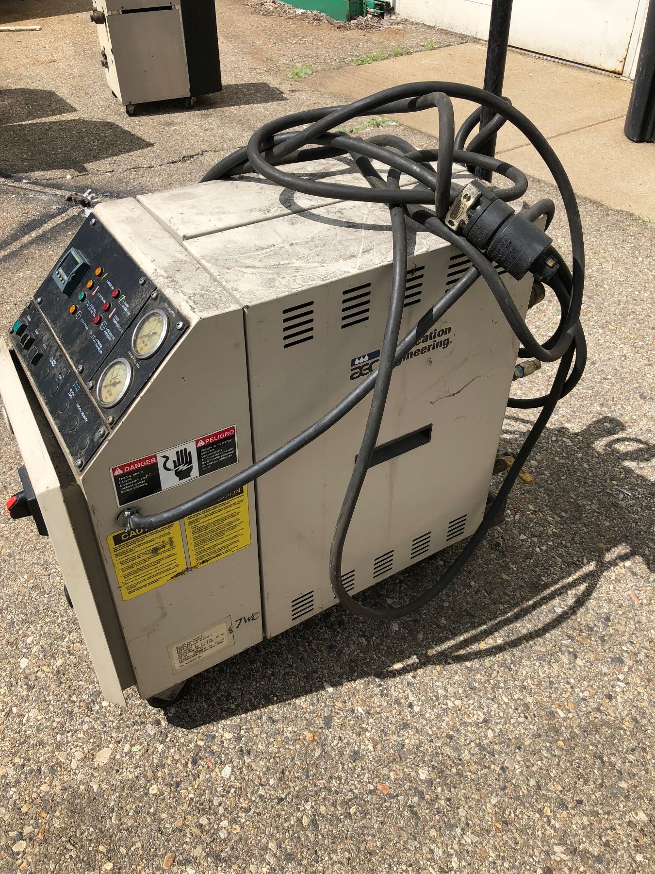 AEC Temperature Control Machine Model#TCU075