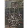 Image 1 : Iron Chandelier