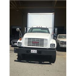 2000 GMC Chevy C6500 Truck