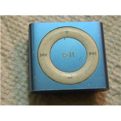 APPLE MP3 PLAYER - NO CORDS - CONDITION UNKNOWN