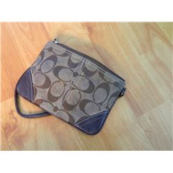 FROM ESTATE - PURSE - ?COACH? - HAND BAG/CHANGE/MAKEUP