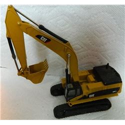 METAL TOY - CAT - BUCKET LEADER ON SKIDS - NORSECOT GROUP INC 10188