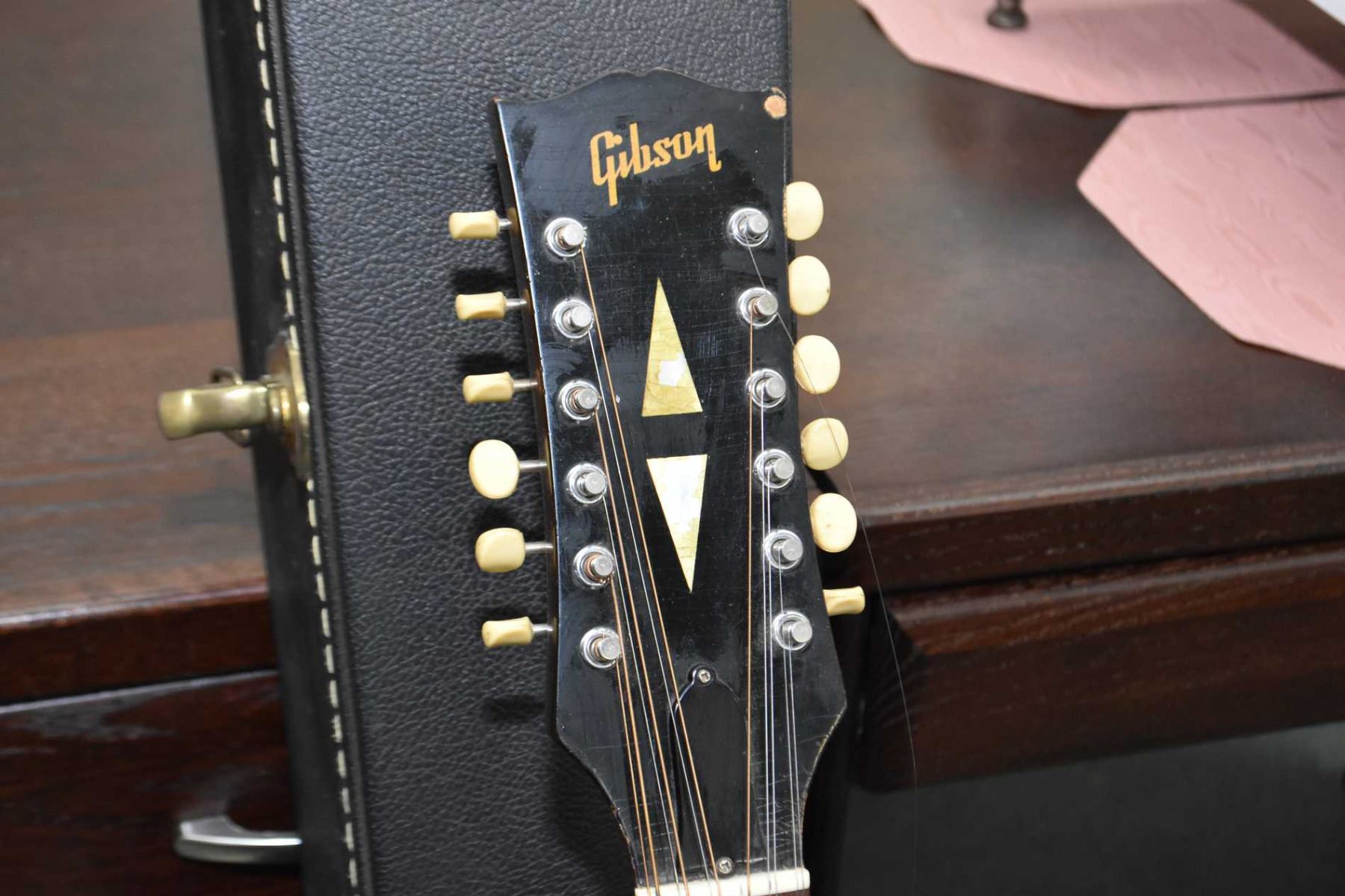 Vintage Gibson 12 String Acoustic Guitar Serial No 803126 In Hard Vintage gibson 12 string acoustic guitar serial no 803126 in hard