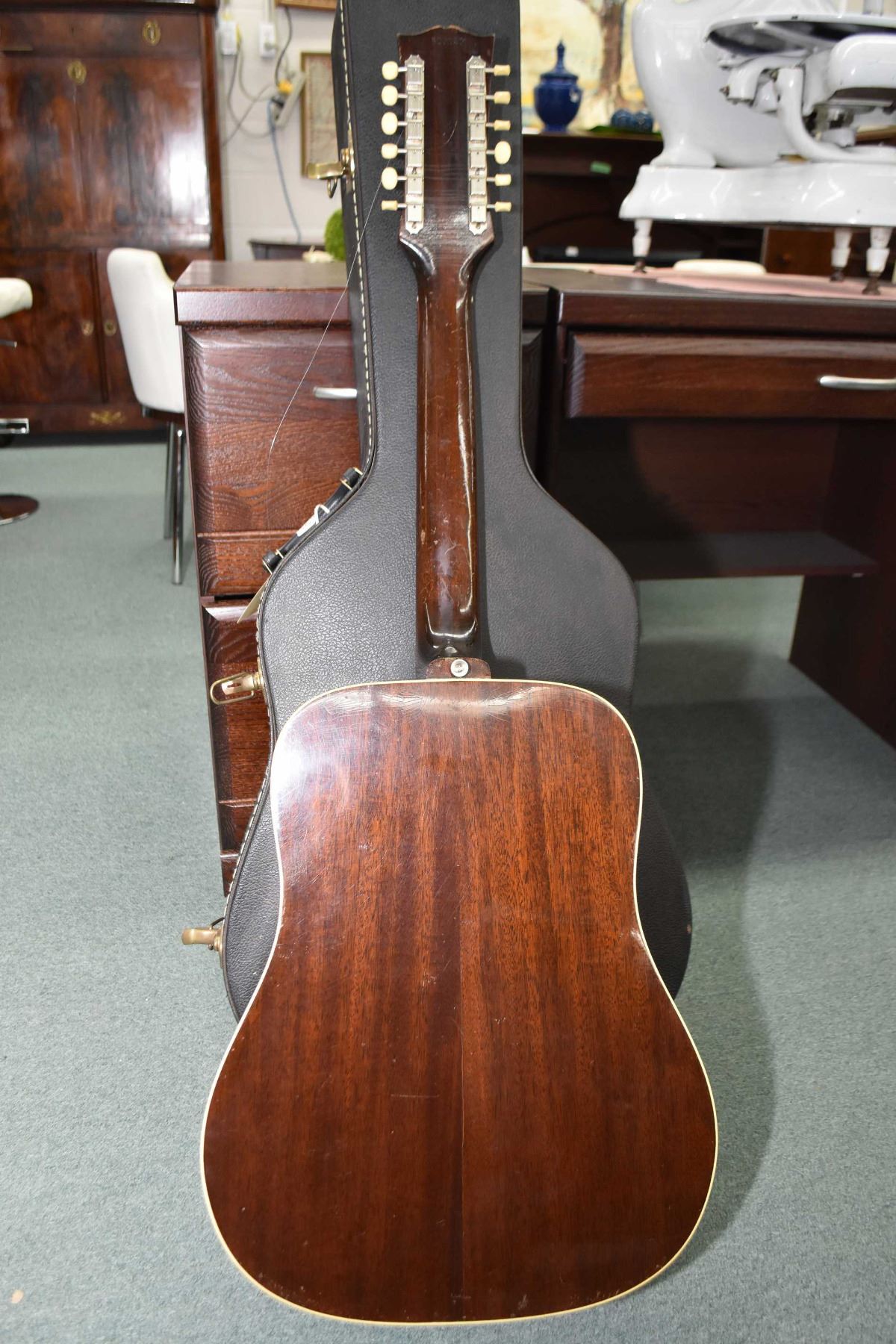 Vintage Gibson 12 String Acoustic Guitar Serial No 803126 In Hard Vintage gibson 12 string acoustic guitar serial no 803126 in hard