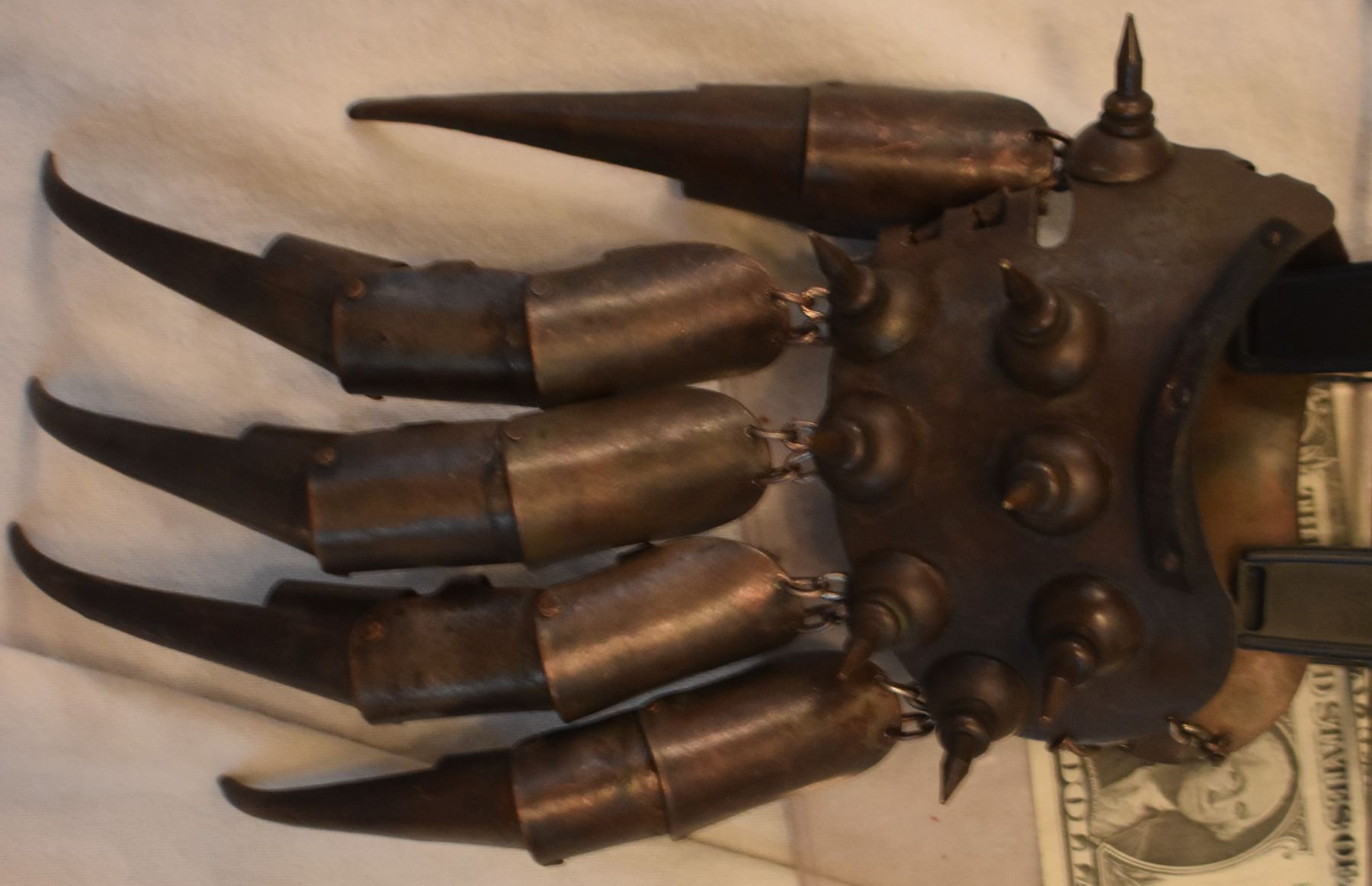 GANGS OF NEW YORK HELLCAT MAGGIE PROTOTYPE CLAW