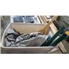 Image 3 : INFLATABLE RAFT AND OARS