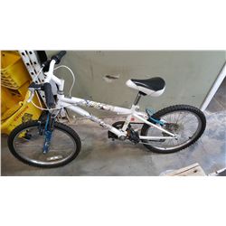 WHITE NAKAMURA BIKE