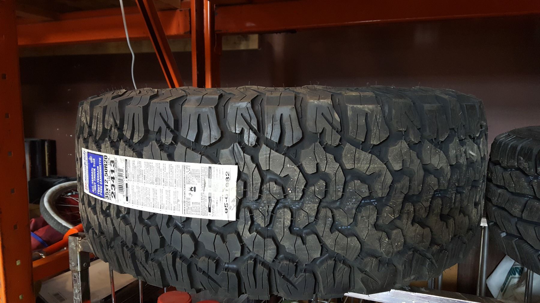 NEW BF GOODRICH ALL TERRAIN 20 INCH TIRE