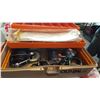 Image 2 : OLD PAL TACKLE BOX WITH REELS