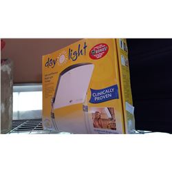 DAYLIGHT THEROPY LIGHT IN BOX