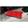 Image 2 : RED FLOOR CART
