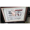 Image 1 : SIGNED GOLF SHADOW BOX