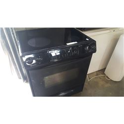 BLACK WHIRPOOL GOLD STOVE