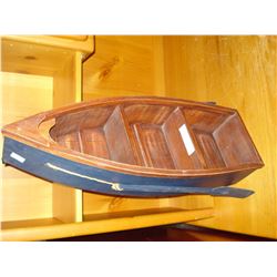 BOAT SHAPE SHELF