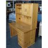 Image 1 : PINE SINGLE PEDESTLE DESK WITH HUTCH