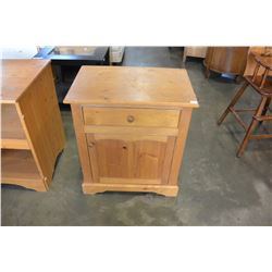 2 PINE ENDTABLES