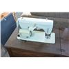 Image 2 : SINGER SEWING MACHINE IN TABLE