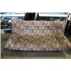 Image 2 : OVERSIZED LOVE SEAT AND ARM CHAIR