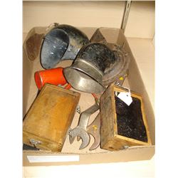 TRAY OF VINTAGE CAR PARTS AND TOOLS