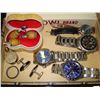 Image 2 : VINTAGE CIGAR BOX WITH ESTATE WTCHES ETC