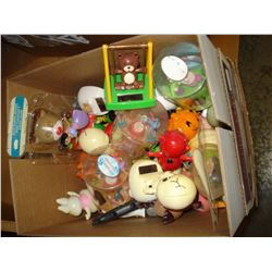 BOX OF SOLAR DECORATIONS