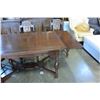 Image 3 : ANTIQUE WALNUT DINING TABLE WITH TWO LEAFS AND FOUR CHAIRS