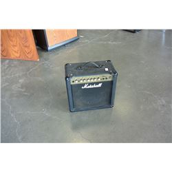 MARSHAL MG 15 CDR GUITAR AMP