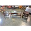 Image 2 : 3 PC MAHOGANY FINISH GLASS TOP COFFEE TABLE SET