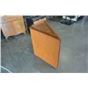 Image 2 : CORNER STORAGE BOX