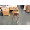 Image 1 : WINNIE THE POOH WOOD HIGH CHAIR