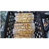 Image 2 : TRAY OF DECORATIVE GOLD VIALS
