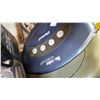 Image 2 : IROBOT ROOMBA SCHEDULER W/ CHARGER AND ACCESSORIES - WORKING
