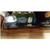 Image 3 : VINTAGE SINGER SEWING MACHINE W/ CASE AND KEY