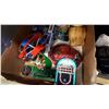 Image 3 : BOX OF TOYS
